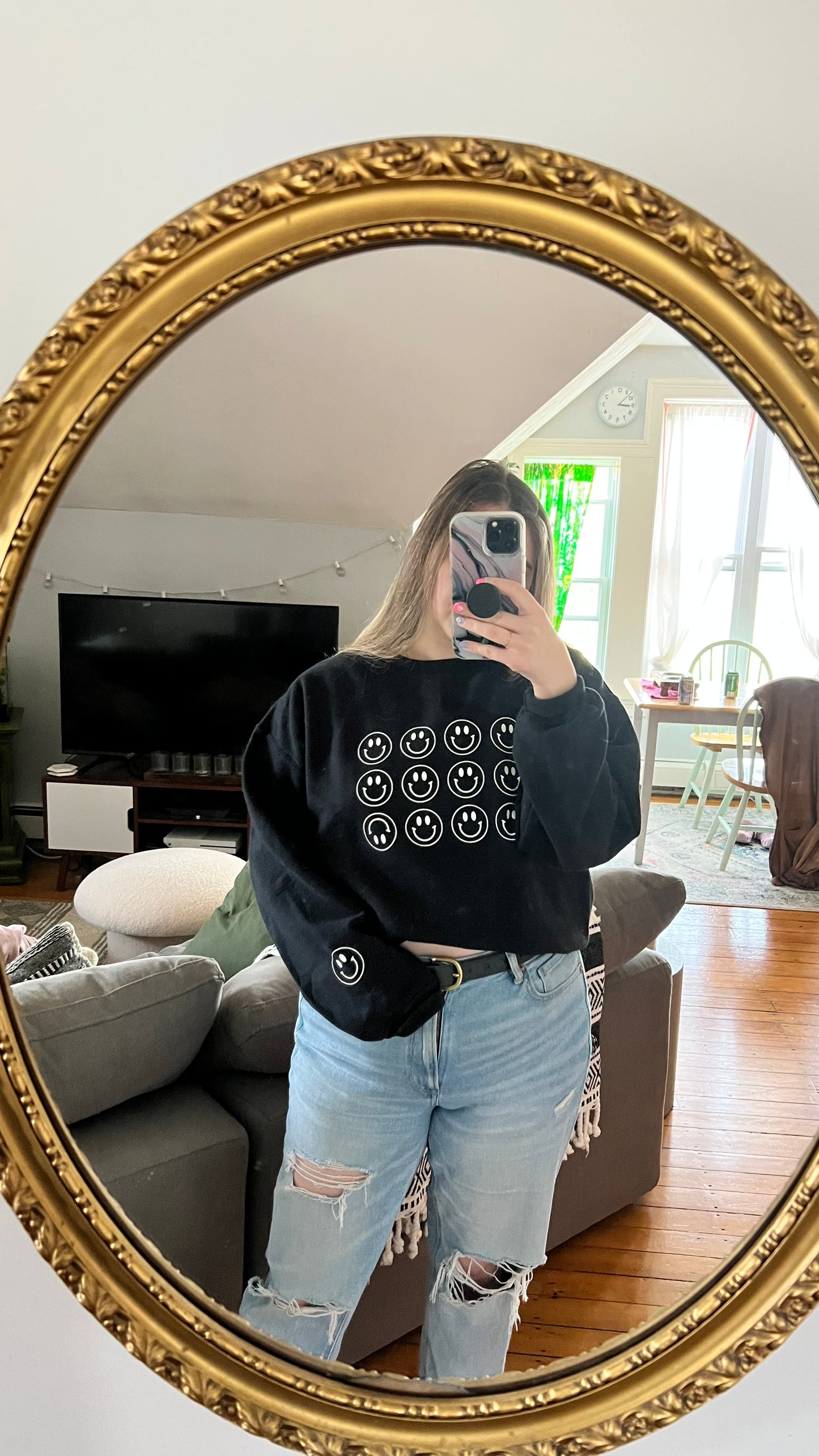 Smiley Crewneck in Black