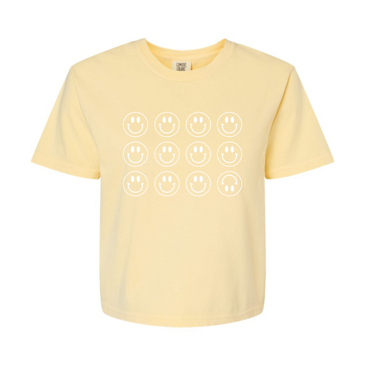 Cropped Smiley Shirt in Butter