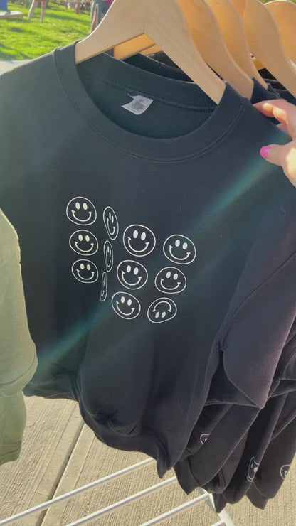 Smiley Crewneck in Black